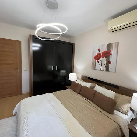 Prestige 1 Bedroom 4 People מלון דירות 4*