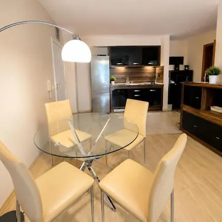 Апарт-отель Prestige 1 Bedroom 4 People 4*