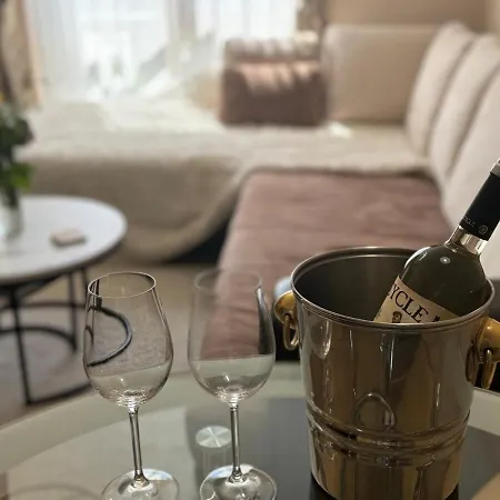 Prestige 1 Bedroom 4 People Свети-Влас